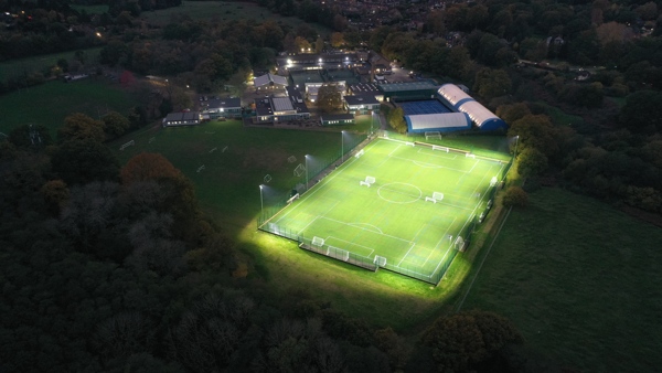3G voetbalveld voor Rodborough School