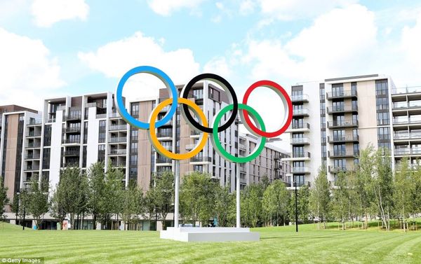 Een Lano Sports kunstgrasveld in het olympisch dorp !